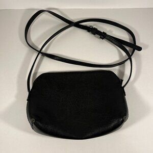 Universal Thread Purse Black
